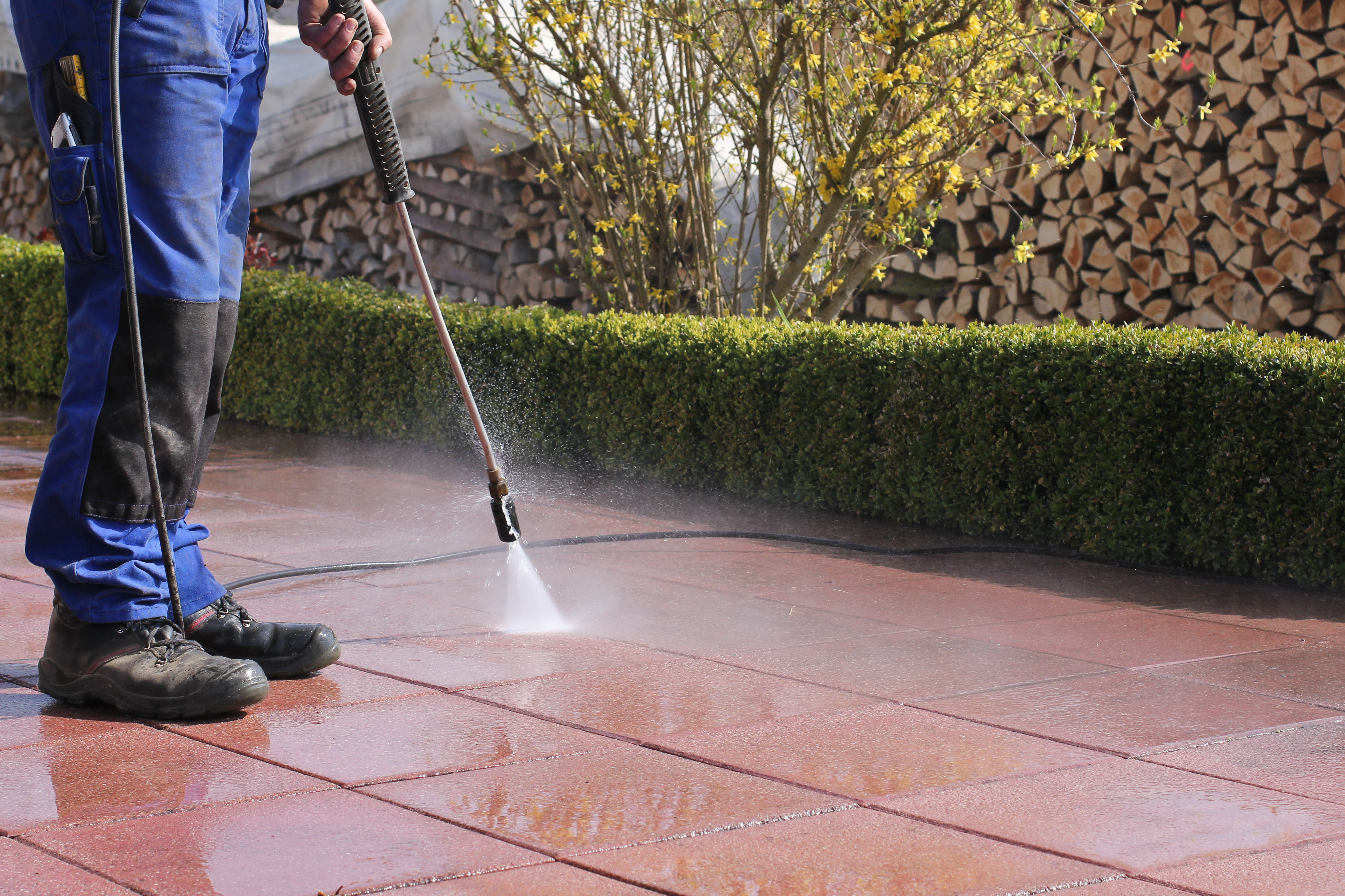 Power-Washing & Graffiti Removal