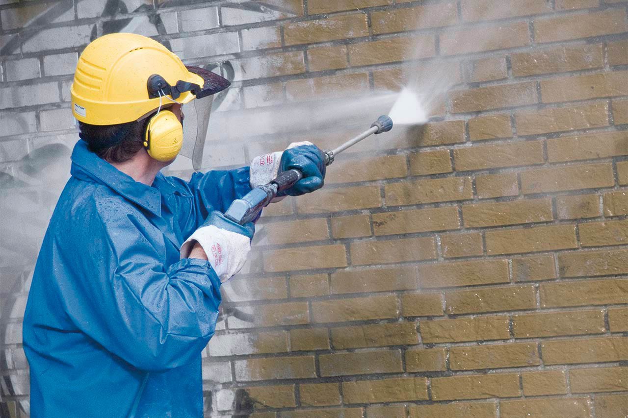 Graffiti Removal – What Works and What Doesn’t